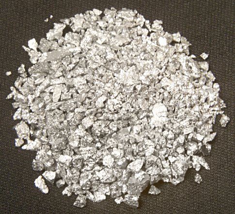 CHROMIUM Metal Element 30 grams 99.99% <ul> <li>30 grams 99.99% -  industrial grade purity. </li> <li>The metal is in small piece form, with  the average piece 3mm in diameter. </li> <li>Some larger,